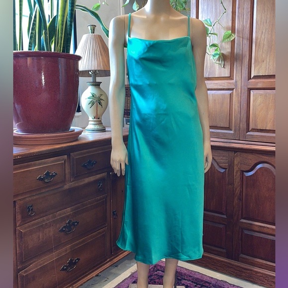 HATCH - Picture 11 of 11